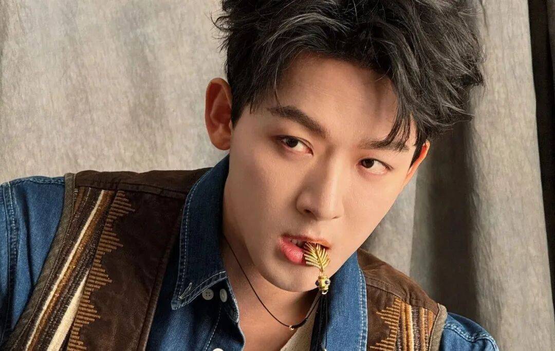【2026.10.25】时代少年团七周年？《尚公主》数据挺差？闫桉和张俪谈过？张晚意近况？白敬亭黄景瑜王楚然？说一下赵英博？封面图